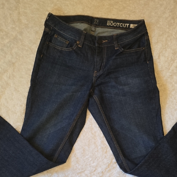 New York & Company Curvy Bootcut Jeans - Picture 1 of 4